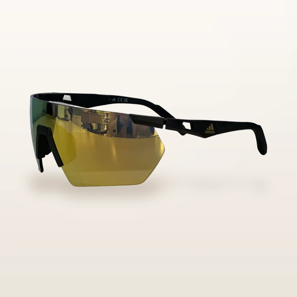 italoptik-adidas-ad2 Syze dielli sportive Adidas SP006202G për meshkuj, maskë e zezë me lente pasqyrë ari